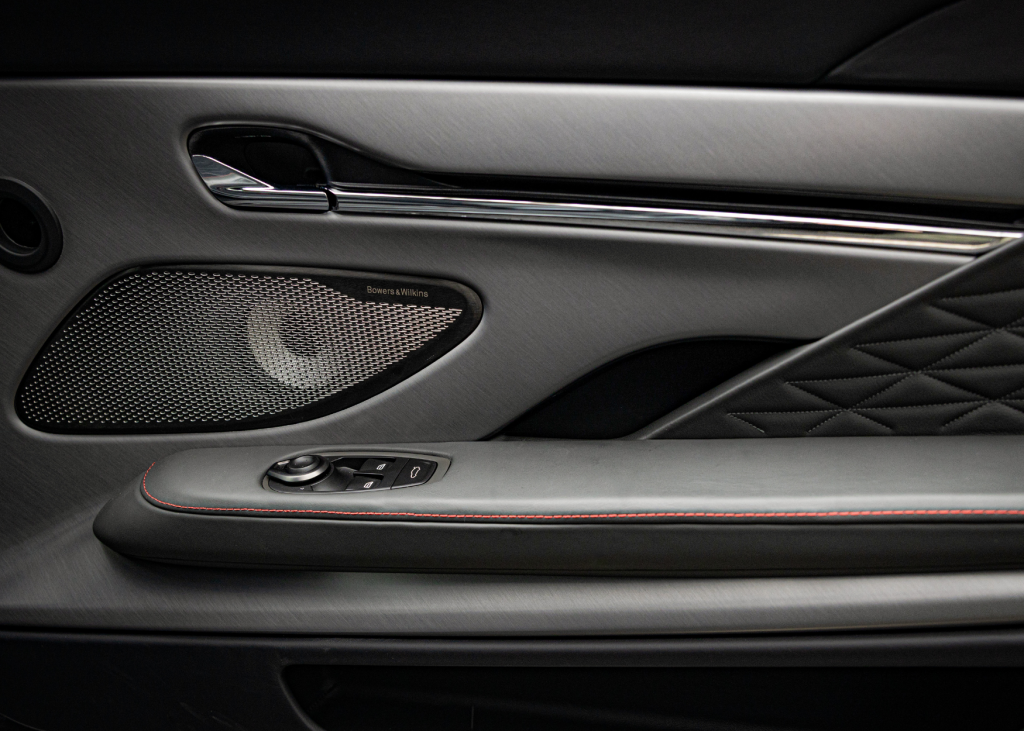 Aston Martin x Remara drive day