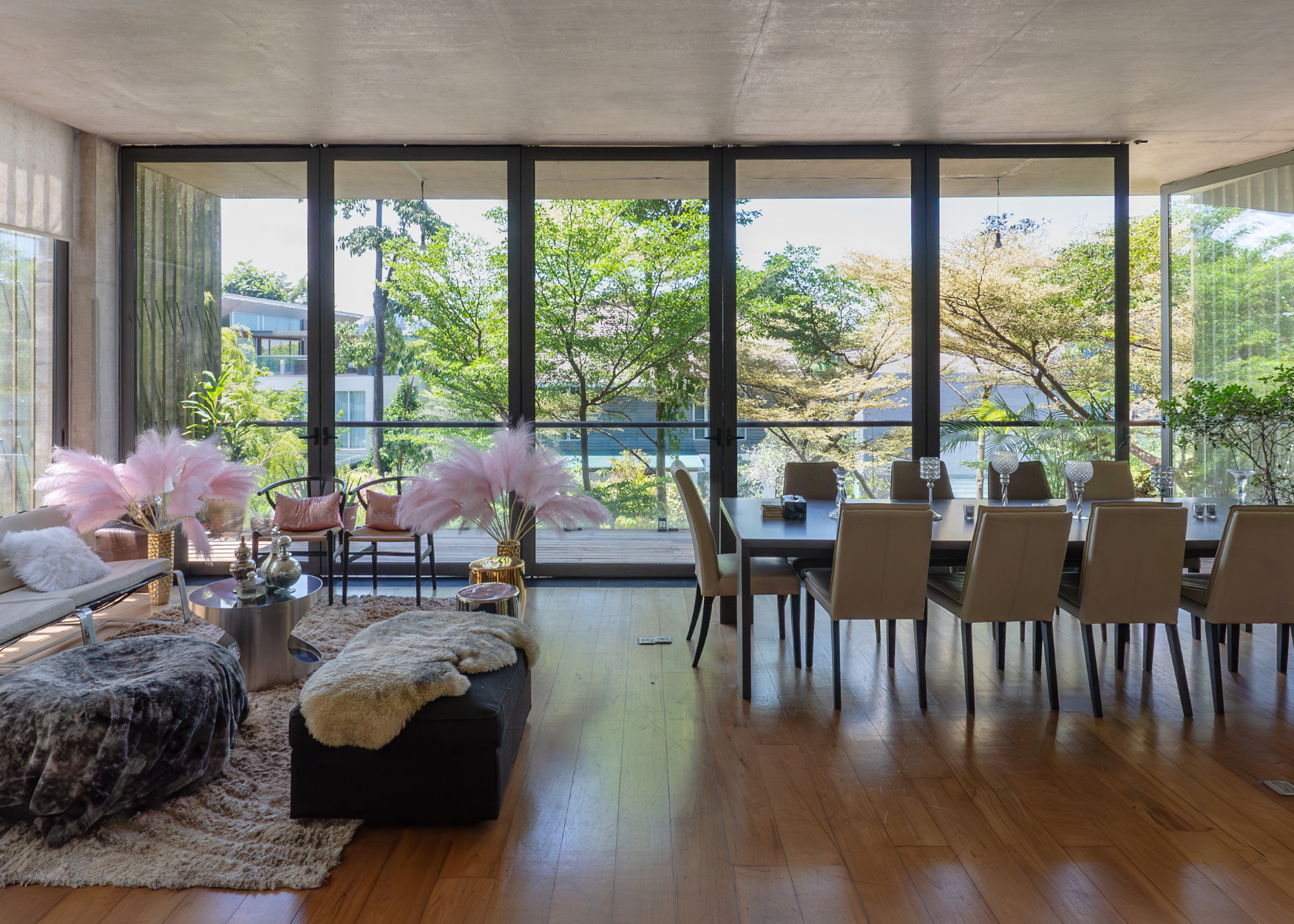 25 Lakeshore View
