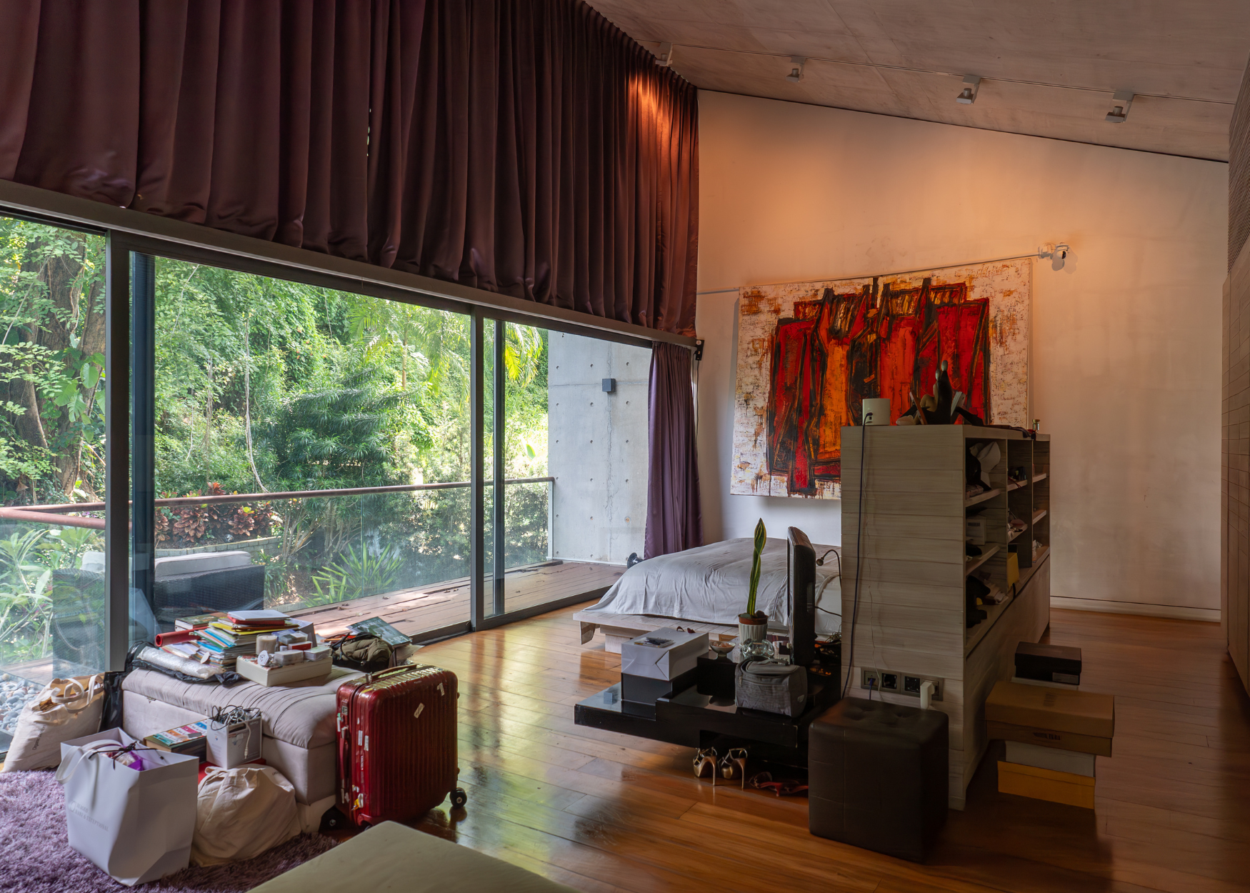 25 Lakeshore View