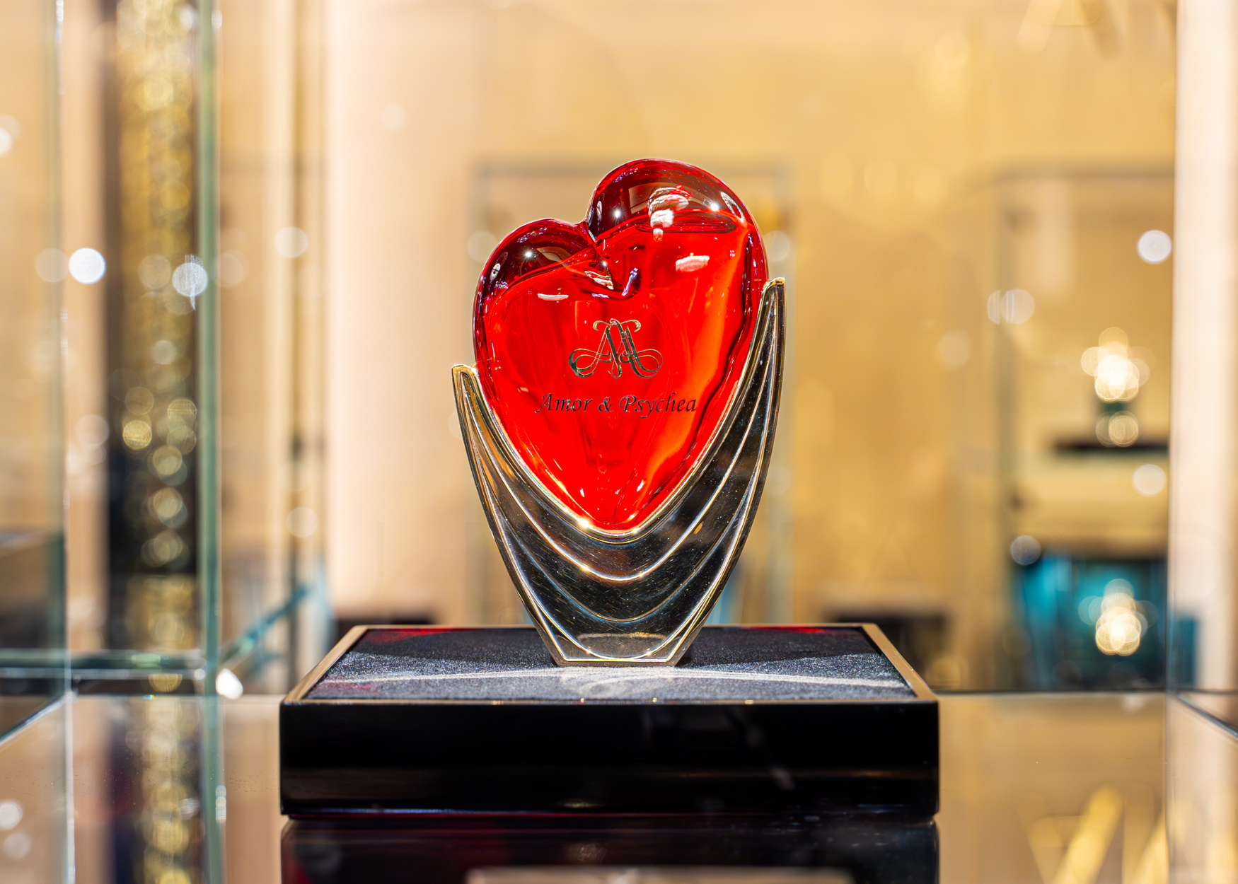 Amaffi’s Mid-Autumn celebration in Singapore highlights its signature perfumes with international muse Momo