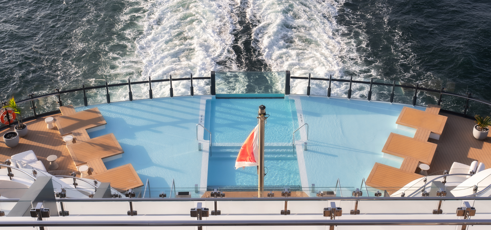 The Ritz-Carlton Yacht Collection d1b