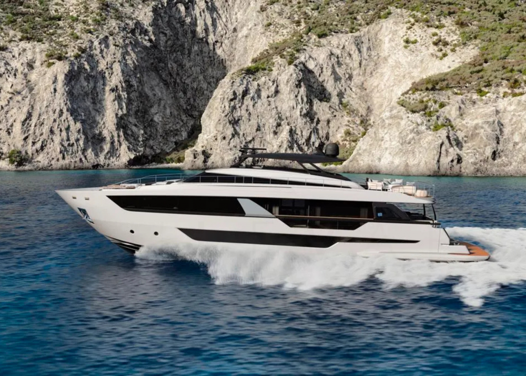 Ferretti 1000