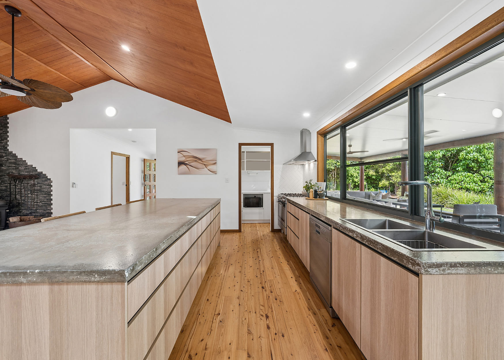 111 Colemans Farm Rd, Yandina