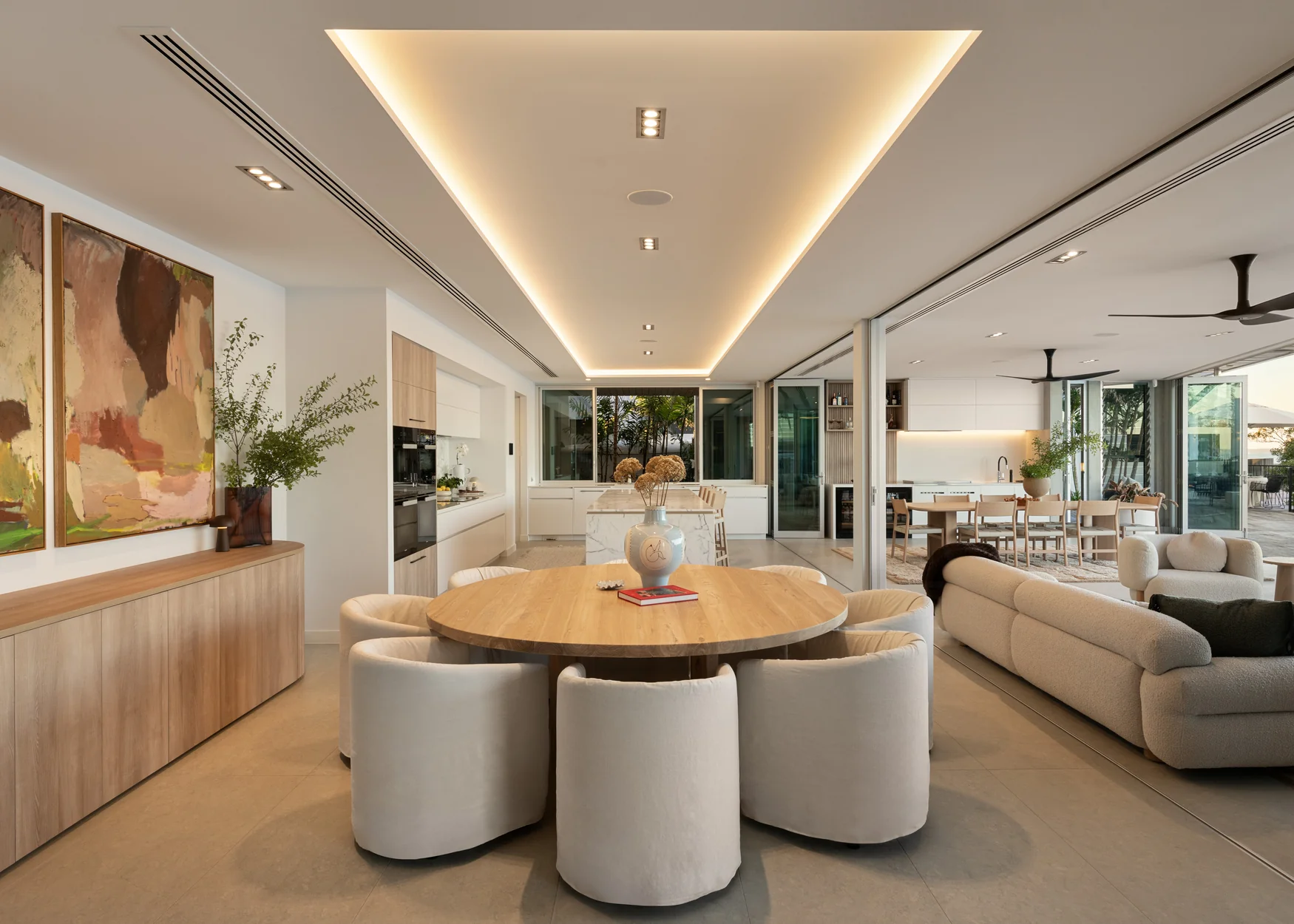 Shore Street North Cleveland Waterfront Mansion Dining